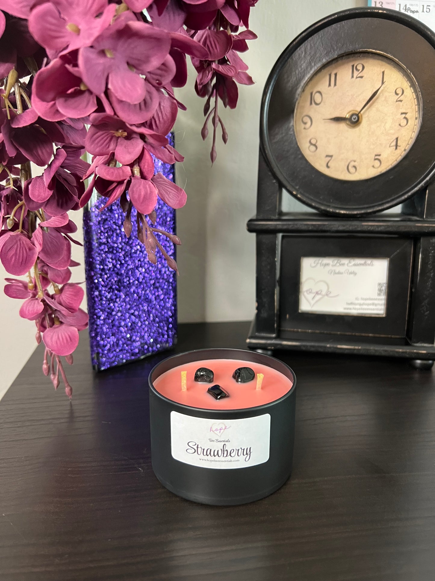 Beeswax Candle-Strawberry Scent