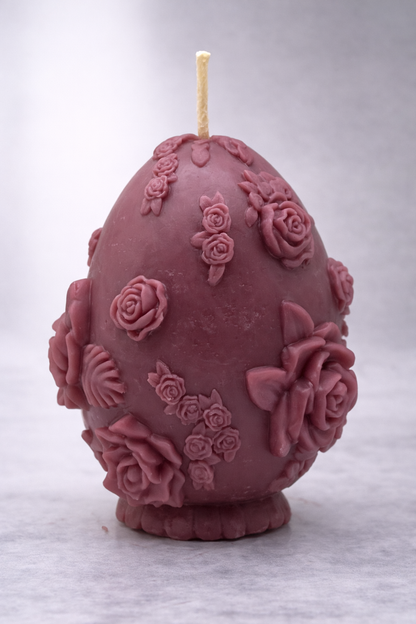 White Sage Bloom Floral Egg Candle – 5.6 oz Decorative Sculpted Candle