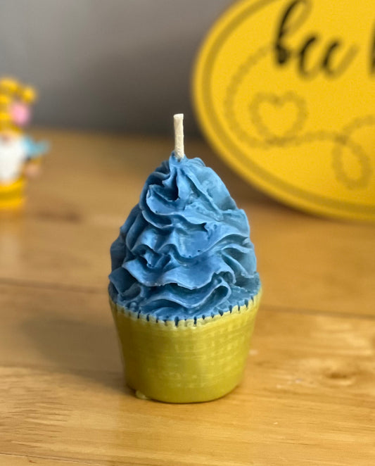 Cupcake Organic Beeswax Candle-2.5oz. Blueberry