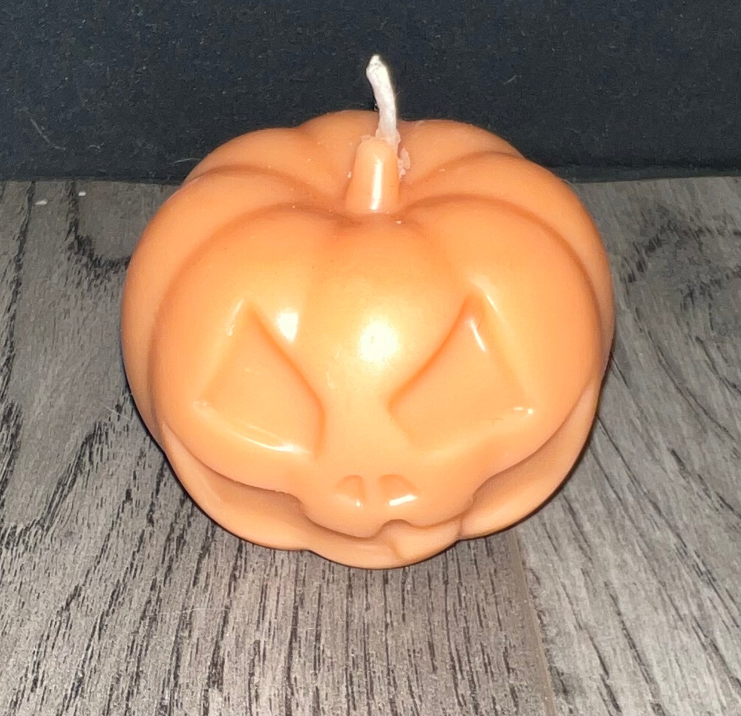 Beeswax Pumpkin Candle-Pumpkin Spice