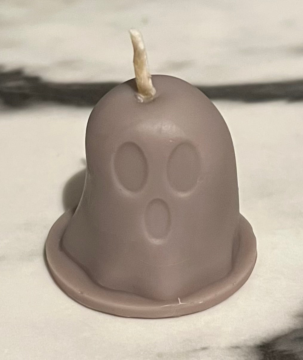 Beeswax Ghost Gray Candle-Pumpkin Spice